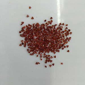 โกเมนสีแดงธรรมชาติ 2 มม. ทรงทริลเลียนคัท คุณภาพดีที่สุด พลอยเม็ดเดี่ยวสำหรับทำเครื่องประดับ - Product Image 2