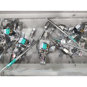 Boîtier de contrôle de distribution de gaz TEL TEL Telius SCCM Shin PM Chemical GAS Line BOX 1, utilisé comme il est, pièces d'équipement semi-conducteur d'occasion - Product Image 1