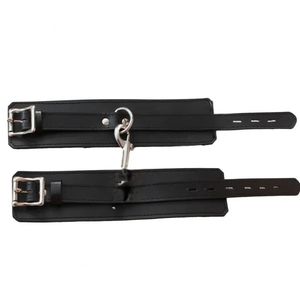 Conector Giratorio de Cuatro Vías con Clip para Esposas de Bondage y Sistemas de Restricción - Product Image 2