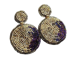 Pendientes de Cuentas Hechos a Mano de Alta Calidad para Mujer, Joyería de Moda a Precio Accesible - Product Image 1
