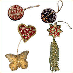 Hermoso diseño hecho a mano forma de Papá Noel dorado Zari bordado a mano adornos colgantes de Navidad para la decoración del hogar y del árbol - Product Image 5