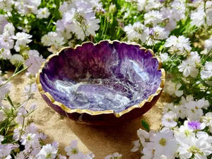 ชามเรซิ่นทำด้วยมือที่หรูหราผสมผสานอย่างลงตัวกับศิลปะและฟังก์ชั่นสำหรับพื้นที่ใช้สอยร่วมสมัยใดๆ - Product Image 4