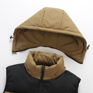 Chaleco Acolchado con Capucha para Hombre, Chaqueta sin Mangas Casual de Invierno con Cierre Frontal y Logotipo, 100% Poliéster, Ropa Exterior Resistente al Viento - Product Image 3