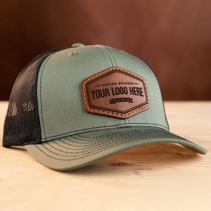 Parche de Cuero con Logotipo Personalizado |   Etiqueta de Marca de PU Grabada con Láser con Ranura para Coser |   Venta al por Mayor Directa de Fábrica - Product Image 4