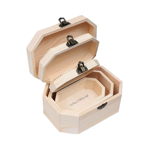 Vintage Life Inc. Décoration de fête de mariage élégante ensemble de 3 boîtes à bijoux en bois sculpté avec serrure en métal pour accessoires de bijoux - Product Image 1