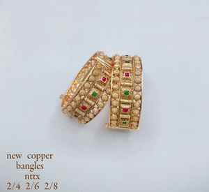 PADMAWATI Private Limited - Juego de Brazaletes de Lujo de Tungsteno Chapado en Oro de Alta Calidad, Multicolores, Origen Maharashtra, para Bodas y Fiestas - Product Image 1