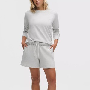 T-shirt à manches longues pour femme, gris clair uni, col rond, coupe classique, tricoté, respirant, toutes saisons - Product Image 3