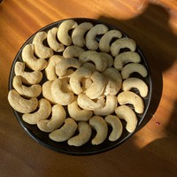 Hoge Kwaliteit Biologische Cashewnoten W320 W240 Vietnam Groothandel Met Husker Gedroogde Vruchten Laag Vet Rauwe Cashewnoten
