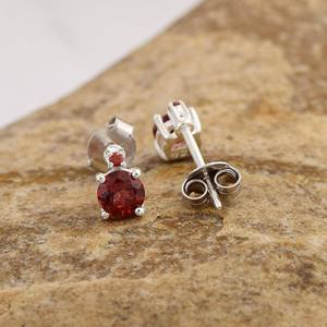 Pendientes Románticos de Granate Natural con Engaste de Doble Punta, Chapados en Rodio, Plata de Ley, para Niñas y Mujeres, Ideales para Fiestas, Compromisos y Bodas - Product Image 3