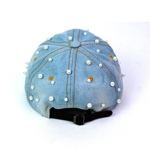 Casquette de baseball en denim sergé bleu clair délavé avec clous perlés et fleurs brodées, tissu courant, unisexe - Product Image 4