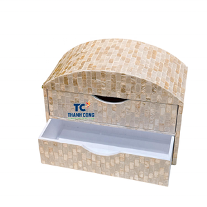 Boîte à mouchoirs en nacre élégante pour les maisons de luxe et les intérieurs élégants avec boîte à mouchoirs fonctionnelle avec mosaïque de perles - Product Image 1