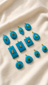 Colgante de Piedra Turquesa Azul en Forma de Lágrima, Bisel de Latón Chapado en Oro, Suministros para Hacer Joyería Hechos a Mano, Dijes Unisex Modernos para Fiestas - Product Image 4