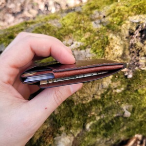 Cartera de Cuero Genuino para Hombre, Diseño Delgado y Plegable a Bajo Precio, con Protección RFID, Ranuras para Tarjetas, Bolsillo para Efectivo y Ventana para Identificación - Product Image 3