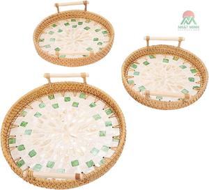 Ensemble de 3 plateaux ronds en rotin avec poignées, plateaux de table basse bohèmes, paniers décoratifs multifonctionnels en osier tressé, plateaux de service - Product Image 1