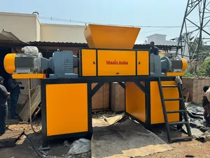 Broyeur semi-automatique de plastique pour sacs Jumbo, déchiqueteuse industrielle pour applications industrielles, machines de broyage de plastique - Product Image 2