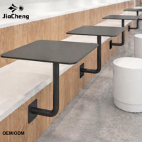 Table d'appoint murale en métal de style nordique moderne OEM, design flottant peu encombrant pour comptoirs de café/bar extérieur, personnalisable