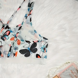 Sujetador deportivo de sublimación para mujer de súper calidad, cómodo, acolchado, con estampado, de buena calidad, para fitness, con cuello halter simple. - Product Image 6