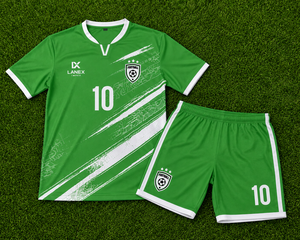 Tenues de football personnalisées directement de l'usine, maillots et shorts de football professionnels avec tissu léger, kit de sublimation complète - Product Image 6