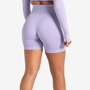 Shorts de yoga légers et écologiques avec détail boutonné, design moulant sexy, respirants et à séchage rapide pour femmes - Option de logo personnalisé - Product Image 4