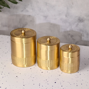 Recipiente de latón macizo dorado con tapa hermética para almacenamiento en la cocina, organizador de alimentos y especias. - Product Image 5