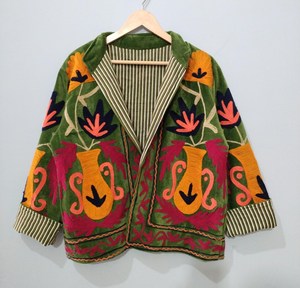Colección Exclusiva: Chaqueta de Terciopelo con Bordado Suzani, Diseño de Florero, Estilo Boho, Manga Larga, Cuello Mandarín, Blazer de Invierno - Product Image 2