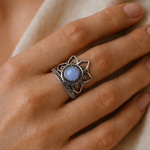 แหวนพลอยบัวสีฟ้าทะเลเงียบสงบ ชุบเงิน/ทอง เครื่องประดับโบฮีเมียนทำมือ - Product Image 3