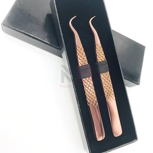 Pince à épiler professionnelle en acier inoxydable de haute qualité pour extensions de cils, pointe courbée en or rose, volume accru, poignée confortable - Product Image 5