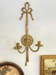 <b>Wall</b> <b>Sconce</b> Designed To Add A Sense Of Grandeur Without Overpowering The Surrounding Interior Décor - Product Image 6