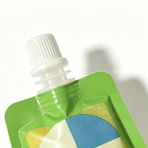 Pochette à bec verseur personnalisée avec logo 250 ml en aluminium, qualité alimentaire, pour jus, liquides, finition mate - Product Image 3