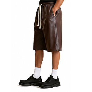 Shorts Bermuda en Similicuir pour Homme avec Cordon de Serrage, Couleur Unie, Décontracté, Tissé, Revêtement PU, Respirant, avec Poches, Short en Cuir - Product Image 3