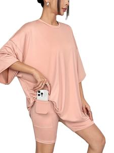 Conjunto Deportivo Informal Cómodo para Uso Diario, Pantalones Cortos hasta la Rodilla con Bolsillos Laterales, Cuello Holgado, Mangas Cortas, 100% Algodón Transpirable - Product Image 4