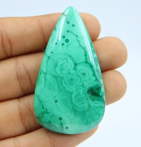 Cabujón de malaquita natural, forma de pera, tamaño 58X33X9MM, para la fabricación de joyas, precio al por mayor, para hacer colgantes - Product Image 1