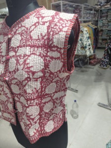 Red Floral Quilted Vest Women's V-Neck <b>Lace</b>-<b>Up</b> Patch Pocket Sleeveless Jacket Autumn Woven Polyester lining gift for her - Product Image 3