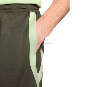 Pantalones Cortos Unisex Verde Oliva con Ribete Verde Claro Logotipo Personalizado Cintura Elástica Cordón Verano Casual Activewear - Product Image 6