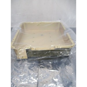 AMAT 0020-75984 Cubierta, Protector RF, Dorado, Interlock - Equipo y Piezas de Semiconductores de Confianza de Tradicción Global - Product Image 4