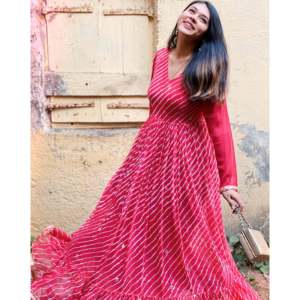 Vestido Maxi Cadet Carrot Leheriya Fusion, Talla XS, Cintura Imperio, Translúcido - Product Image 5