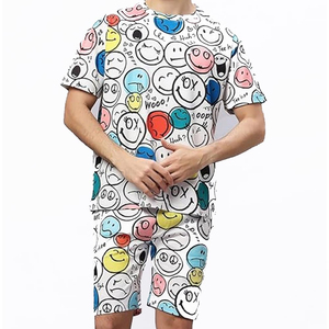 Conjunto de Camiseta y Pantalones Cortos para Hombre, 100% Algodón, Color Personalizado, Estilo Único, Camiseta y Pantalones Cortos con Estampado - Product Image 1