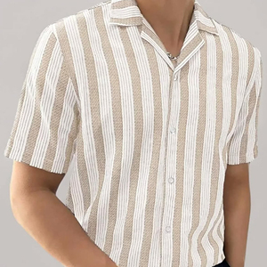 เสื้อเชิ้ตแขนสั้นสีเขียวมิ้นท์สำหรับผู้ชาย ตกแต่งด้วยลายใบไม้เขตร้อนแบบเรียบง่าย ให้ลุคสดชื่นและสบายๆ เหมาะสำหรับวันแดดจัด - Product Image 4