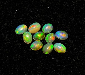 Opale d'Éthiopie naturelle ovale cabochon, pierre précieuse en vrac, opales de feu cabochons pour la fabrication de bijoux et la vente en gros - Product Image 3