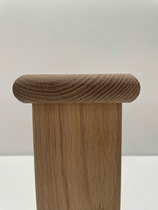 Cubiertas de poste de madera maciza de roble blanco con borde redondeado para postes de 90 mm, piezas modernas para escaleras y balcones. - Product Image 5