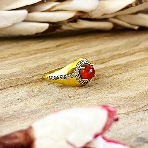 Bague Bohème en Cornaline Très Demandée, Anneaux Vintage en Laiton pour Femme, Bijoux Solitaires Halo Plaqué Or 18 carats pour Vente en Gros/OEM/ODM - Product Image 1
