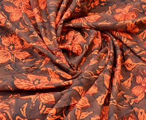 Tissu en coton imprimé à la main style Jaipuri pour la confection de robes et la décoration intérieure, tissu à coudre et bien plus encore. - Product Image 2