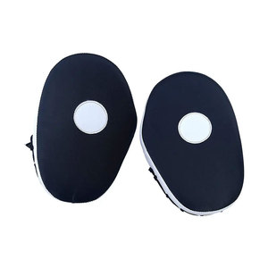 Almohadillas de Entrenamiento con Forma Curva para Mayor Precisión en el Apuntamiento, Ideales para Artes Marciales y Sesiones de Sparring - Product Image 2