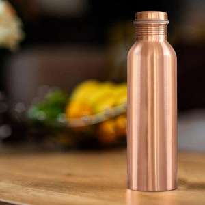 Juego de Regalo de Botella y Taza de Agua de Cobre de Lujo, 100% Cobre Puro con Acabado Martillado - Botella Ayurvédica a Prueba de Fugas para Yoga, Fitness y Hogar - Product Image 4