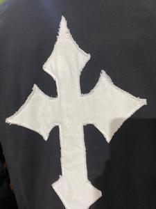 Sudaderas con Estilo Desgastado y Diseños Únicos - Tela de Alta Calidad para una Comodidad Inigualable, Ideales para Moda Casual y Urbana - Product Image 5