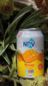 Jus de mangue naturel pur en bouteille PET 350 ml de marque NPV, pressé frais, stérilisé, certifié HALAL, lot de 24 bouteilles, prix bas - Product Image 5