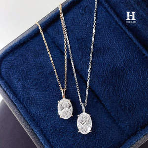 Collier pendentif solitaire en or 18 carats avec diamant taille ovale, bijoux fins minimalistes - Product Image 2