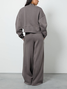 Chándal de poliéster con forro polar y estampado puff, personalizado con logo OEM/ODM, estilo hip hop, chaqueta corta con hombros caídos y pantalón de pierna recta con cordón. - Product Image 6