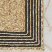 Tapis en jute tissé à la main à rayures noires, style bohème campagnard, tapis en fibres naturelles, décoration de sol chic et rustique