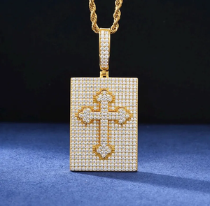 Pendentif croix plaqué or véritable 18 carats avec incrustation de diamants, charme religieux pour bijoux de mode unisexe, cadeau - Product Image 1